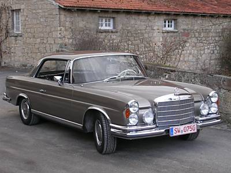 Mercedes W111 in 728 Beigegrau metallic Beige Grey metallic 